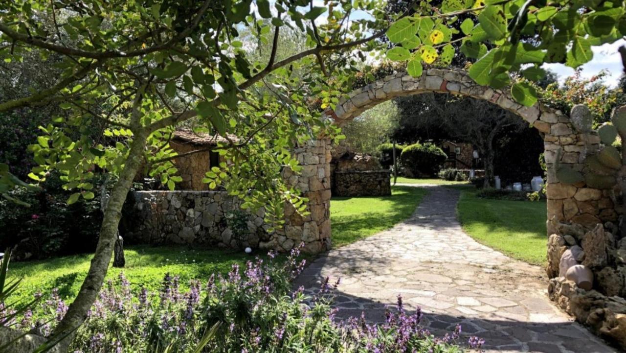 Casa Minnina Agriturismo Sa Mandra מראה חיצוני תמונה